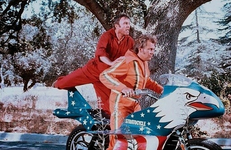 Viva Knievel Harley-Davidson Stratocycle - movie still