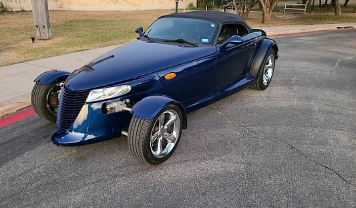2001 Plymouth Prowler Mulholland Edition - left_front_profile