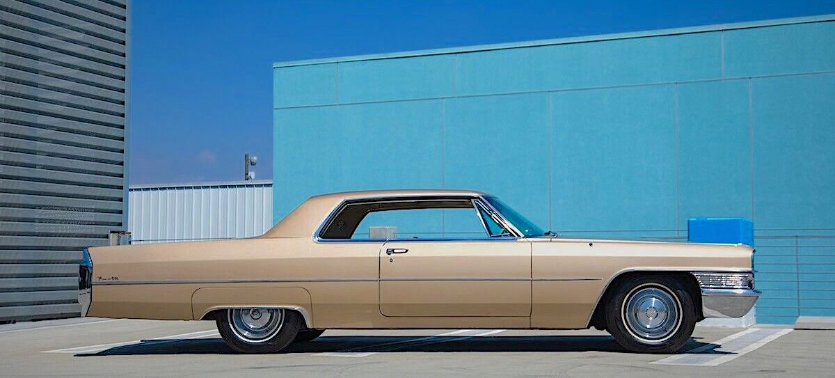 Cadillac DeVille 1965 coupe