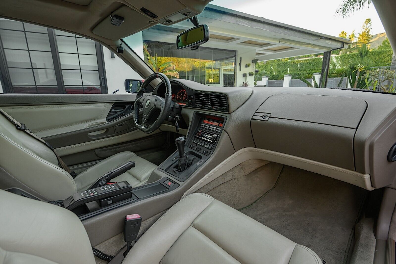 1992 BMW 850I V12 Pandem - dashboard, console, phone