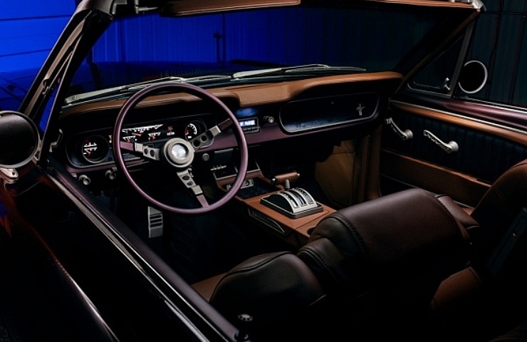 Ringbrothers "Uncaged" Ford Mustang interior (Photo: Ringbrothers)
