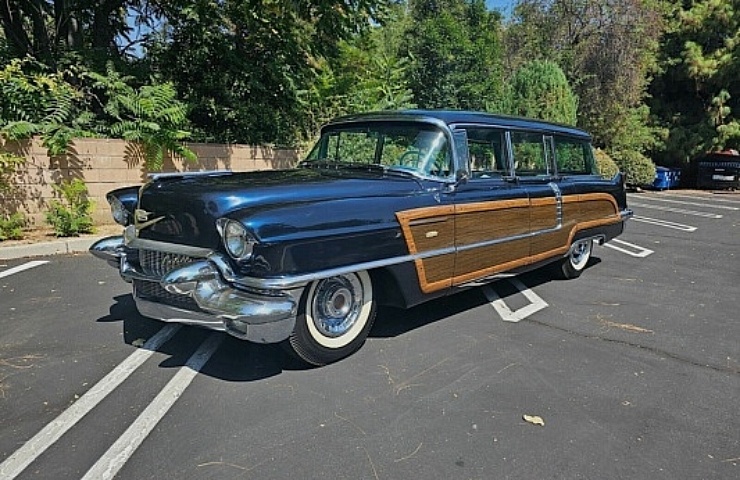 1956 Cadillac View Master Station Wagon - left front profile
