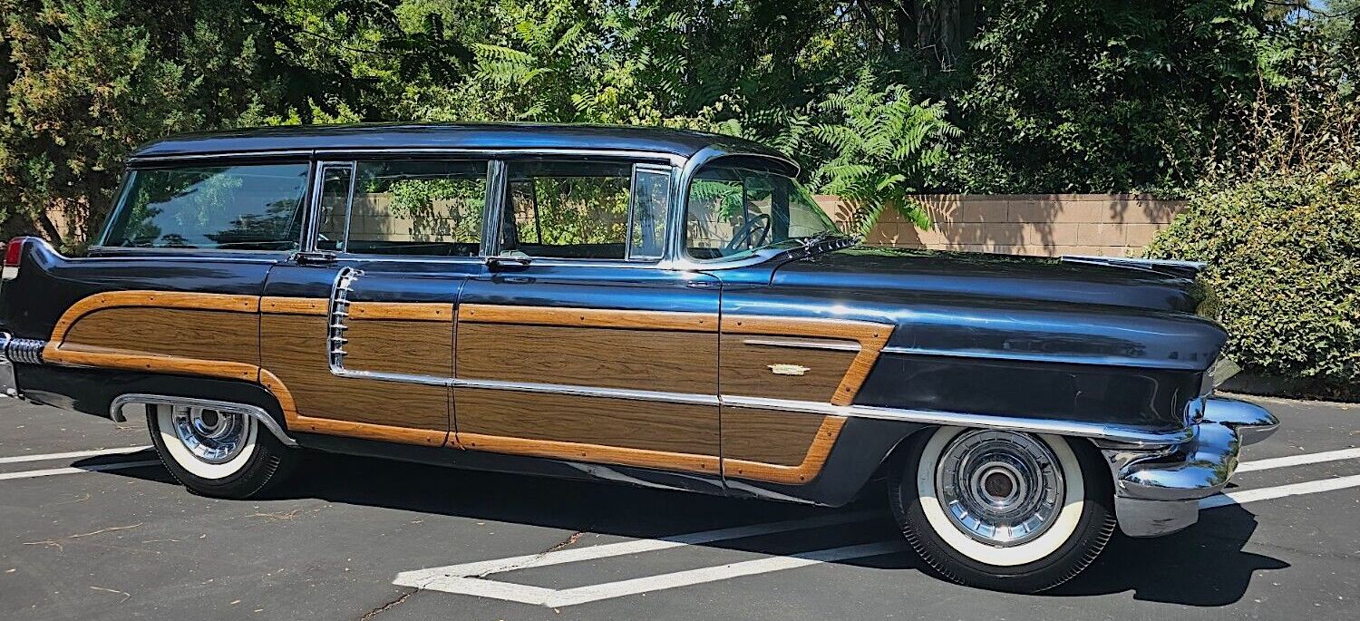 1956 Cadillac View Master Station Wagon - right side