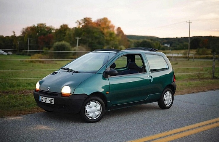 1996 Renault Twingo at sunset - left front profile - featured