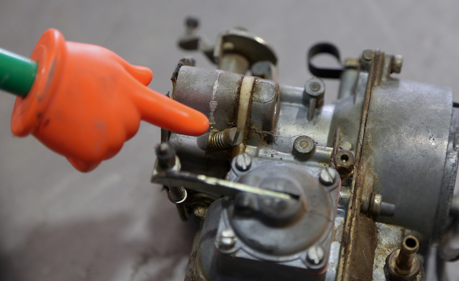 The Key to Carburetor Maintenance is to Check the Pilot Screw!