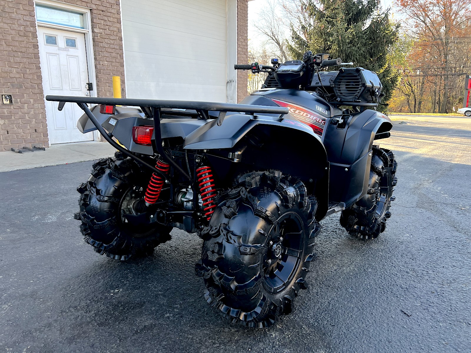 2019 Yamaha Kodiak 700 EPS - right rear profile