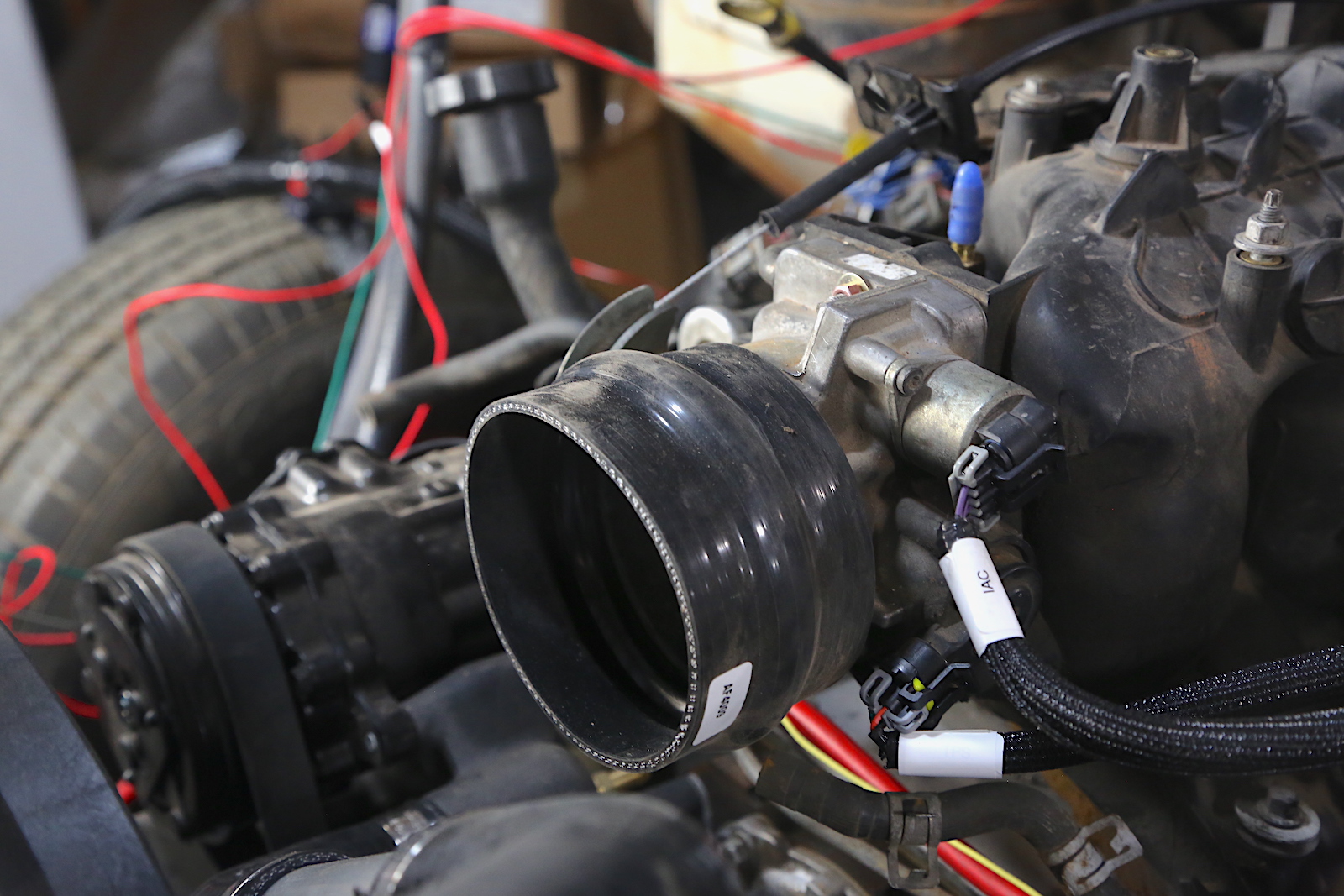 Throttle body adapter