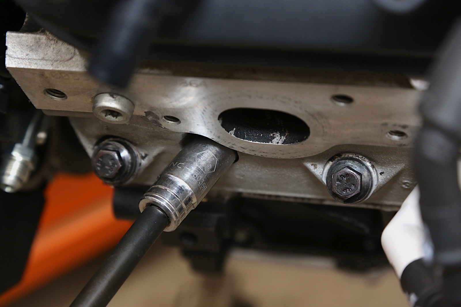 Start your engine leak down test at the #1 spark plug