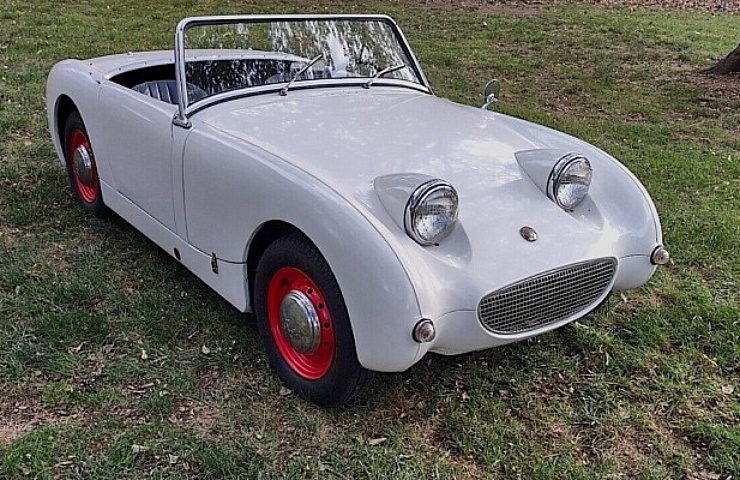 1959 Austin-Healey Sprite Bug Eye - right front profile