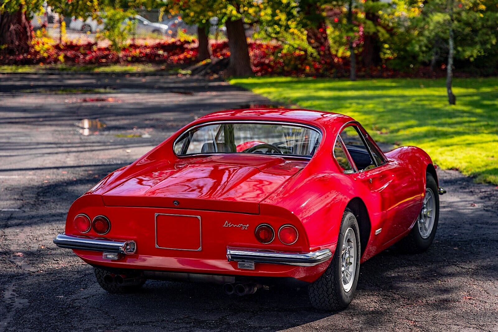 1970 Ferrari Dino 246 GT - right rear profile