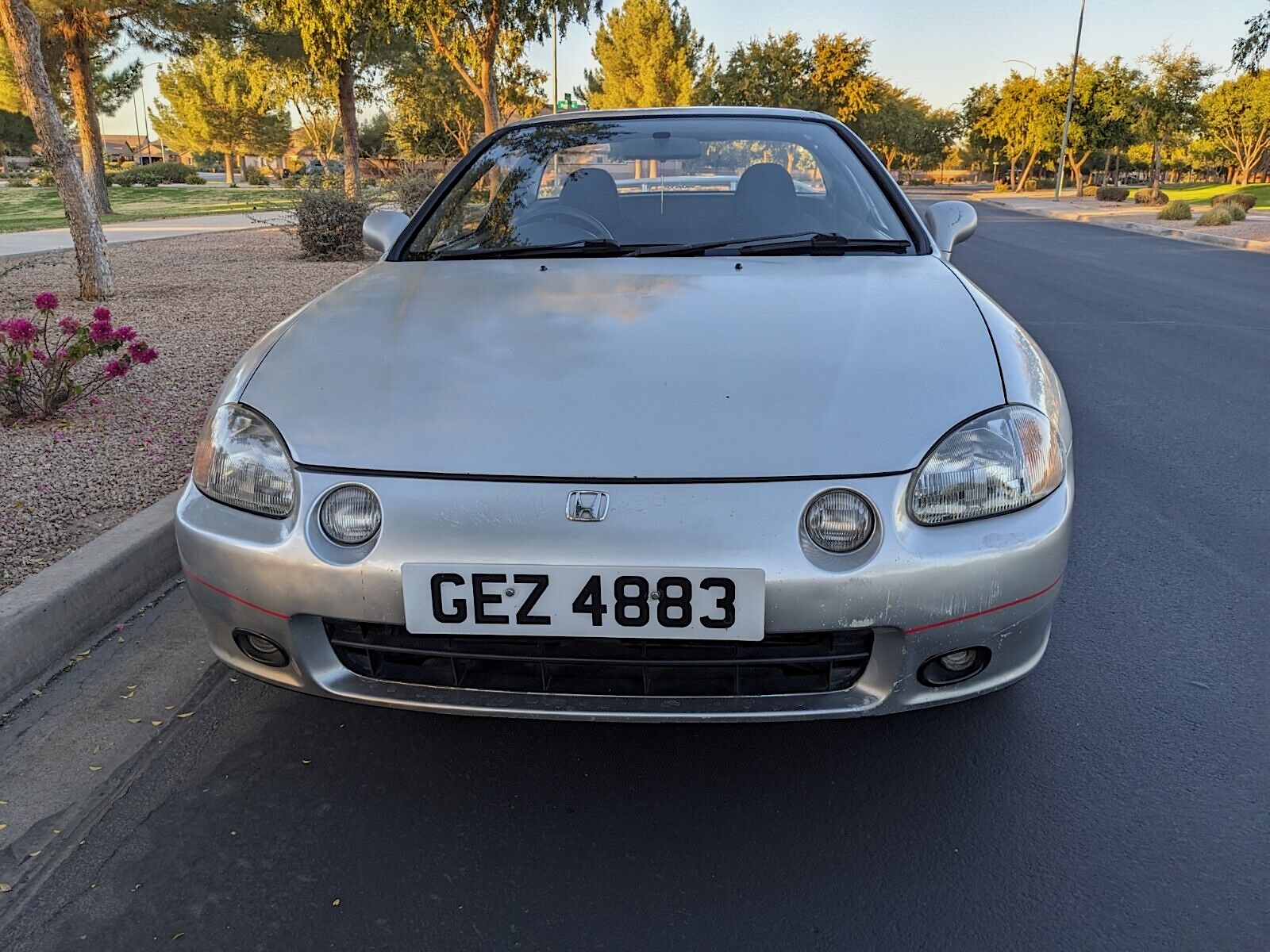 Honda Del Sol TransTop: A Sports Car with a Magic Roof