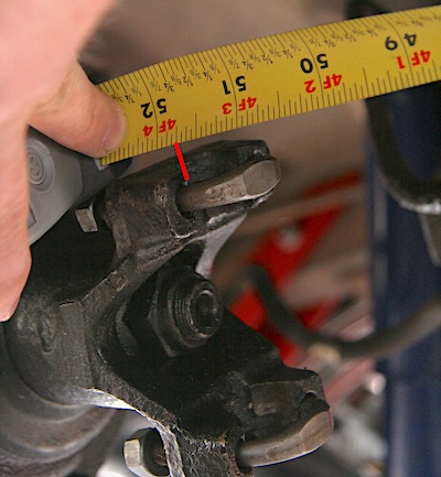 Rear pinion yoke