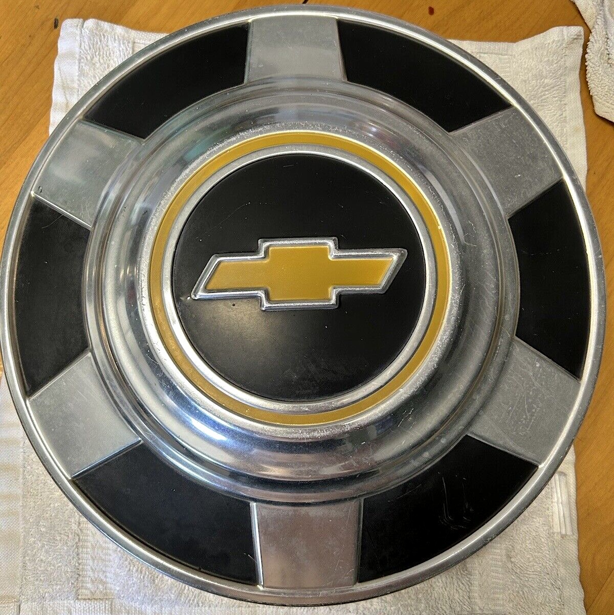 Vintage Chevrolet hub cap