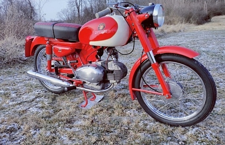 1958 Motobi Imperiale Lusso 125 - right front profile