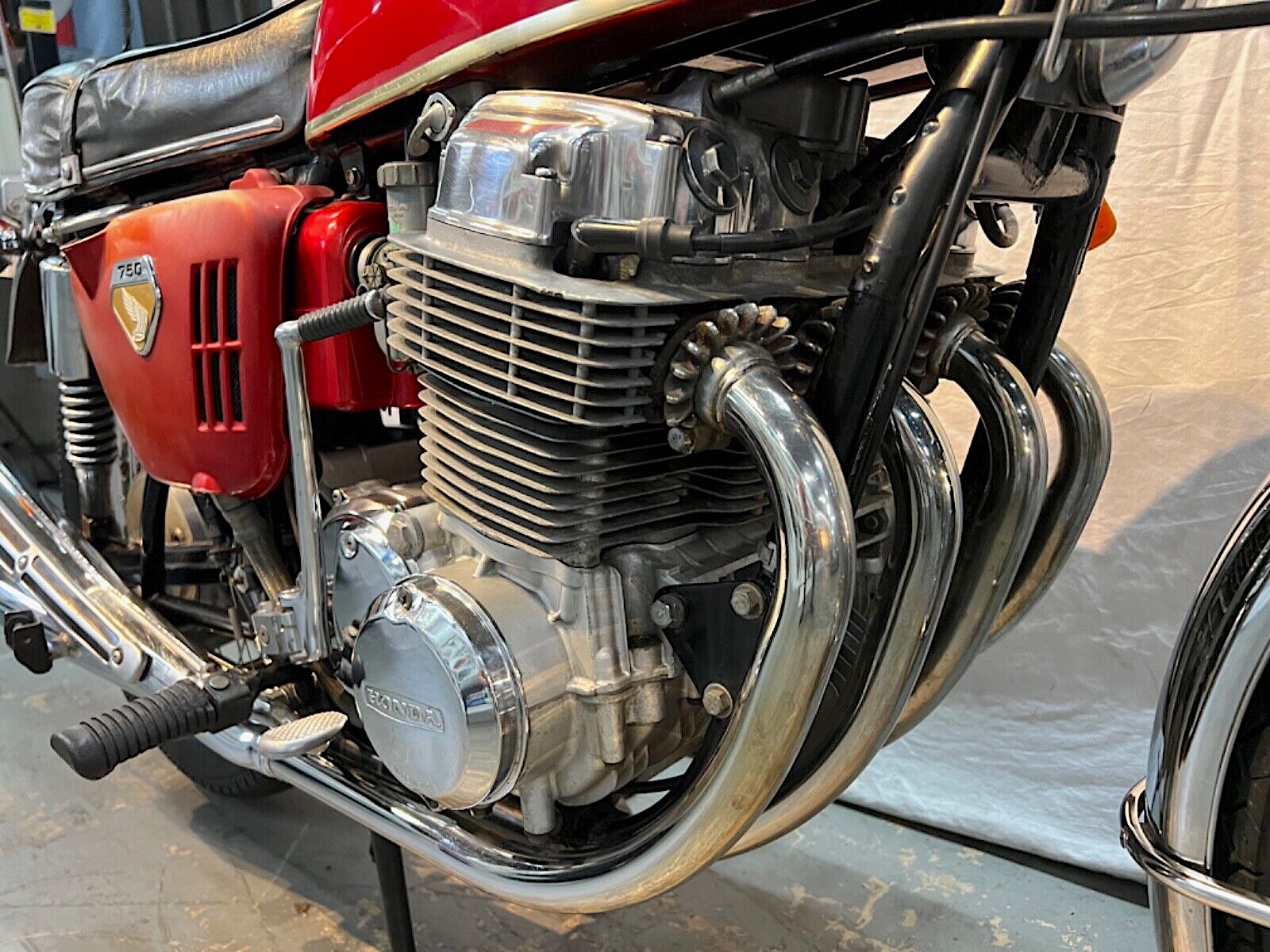オートバイ・バイク HONDA 750 FOUR CYLINDER ENGINE 1/3 Amazon.com: Minicraft Models Honda 750 Engine 1/3 Scale