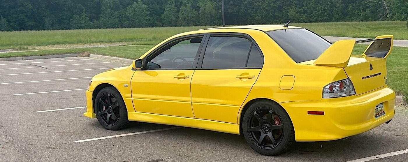 2005 Mitsubishi Lancer EVO - left rear profile