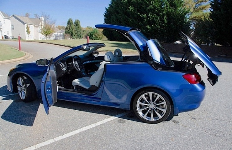 2009 Infiniti G37 S Sport - retractable top