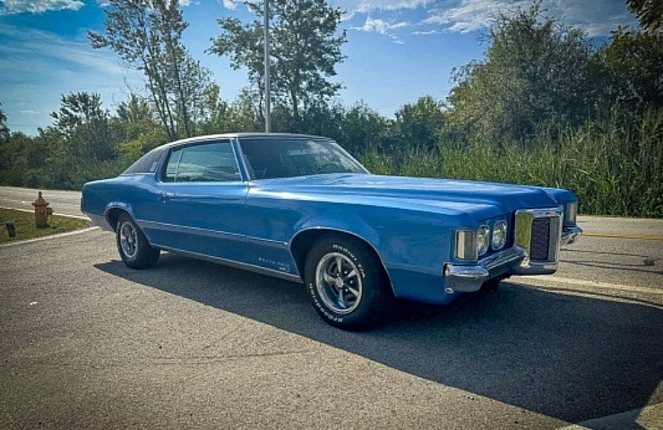 1969 Pontiac Grand Prix -right front profile - featured