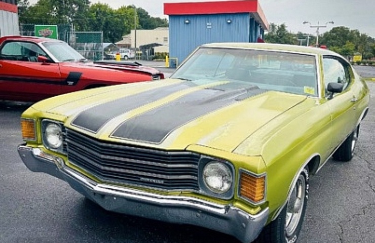 1972 Chevrolet Malibu - left front profile