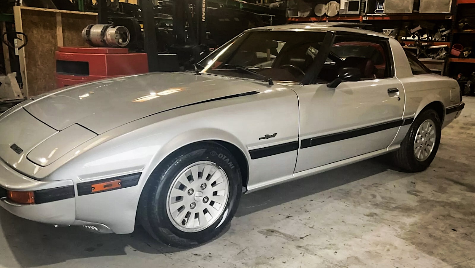 1984 Mazda RX-7 GSL-SE - left side