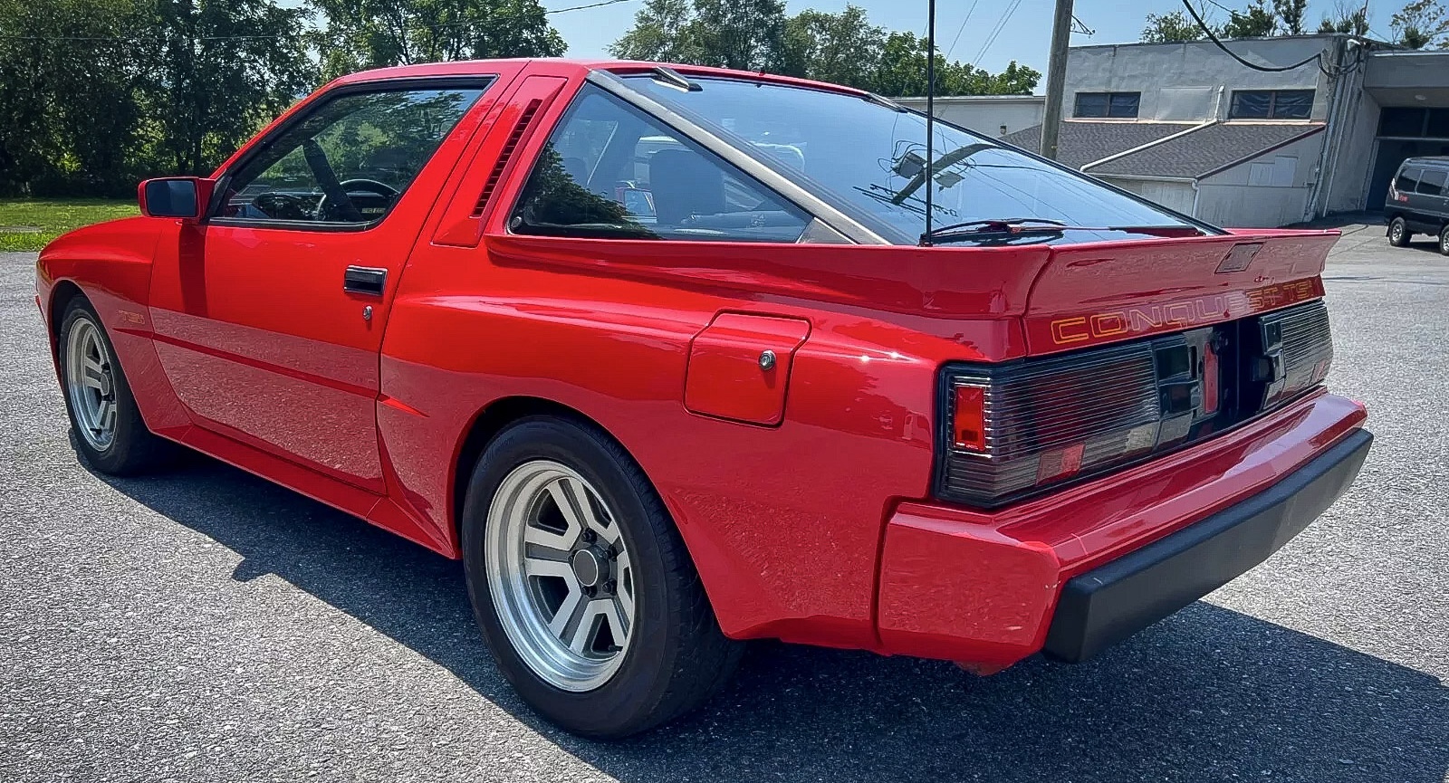 1987 Chrysler Conquest TSI - left rear profile 