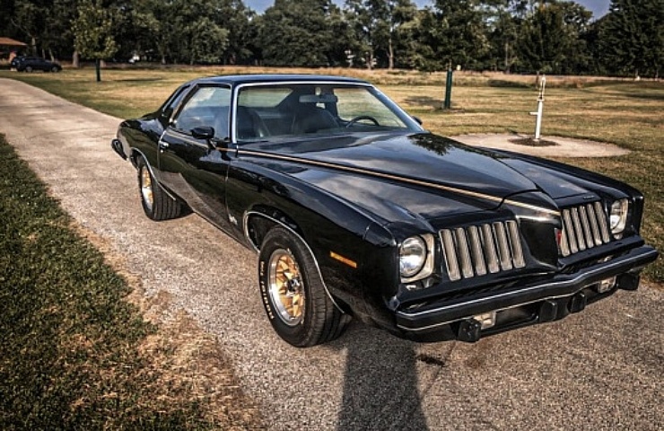1975 Pontiac Grand Am- right front profile