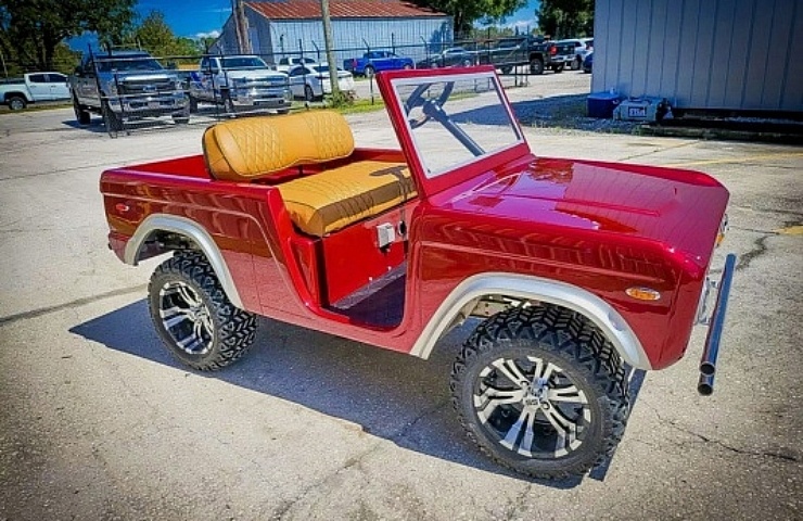 Bronco Club Car DS golf cart - right front profile - featured