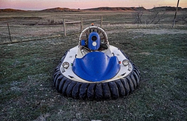 Scat_Intruder hovercraft - just landed - featured