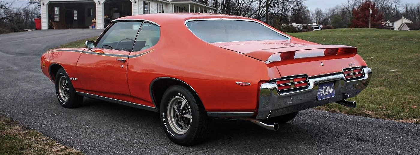 1969 Pontiac GTO Judge - left rear profile 