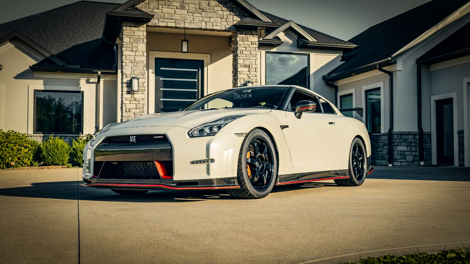 Left Side Kit| NISSAN GT-R 2015 NISMO Left Side Kit| NISSAN GT-R 2015 NISMO