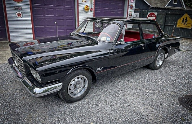 1961 Plymouth Valiant - left front profile