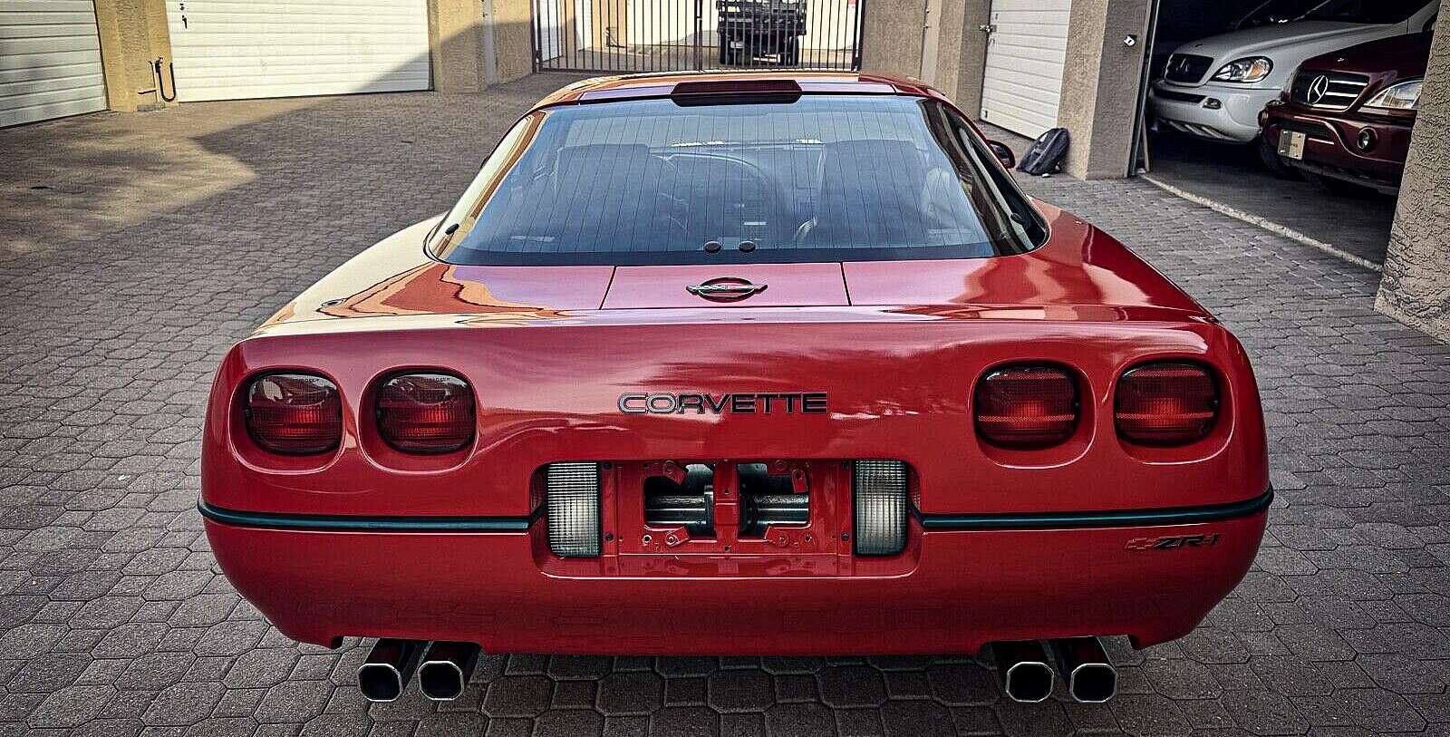 1990 Chevrolet Corvette ZR-1 - rear