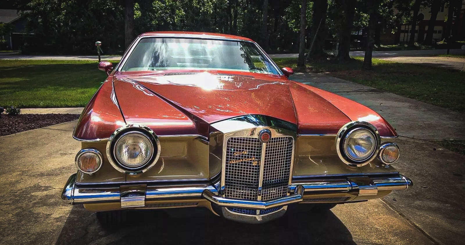 1976 Stutz Blackhawk - front