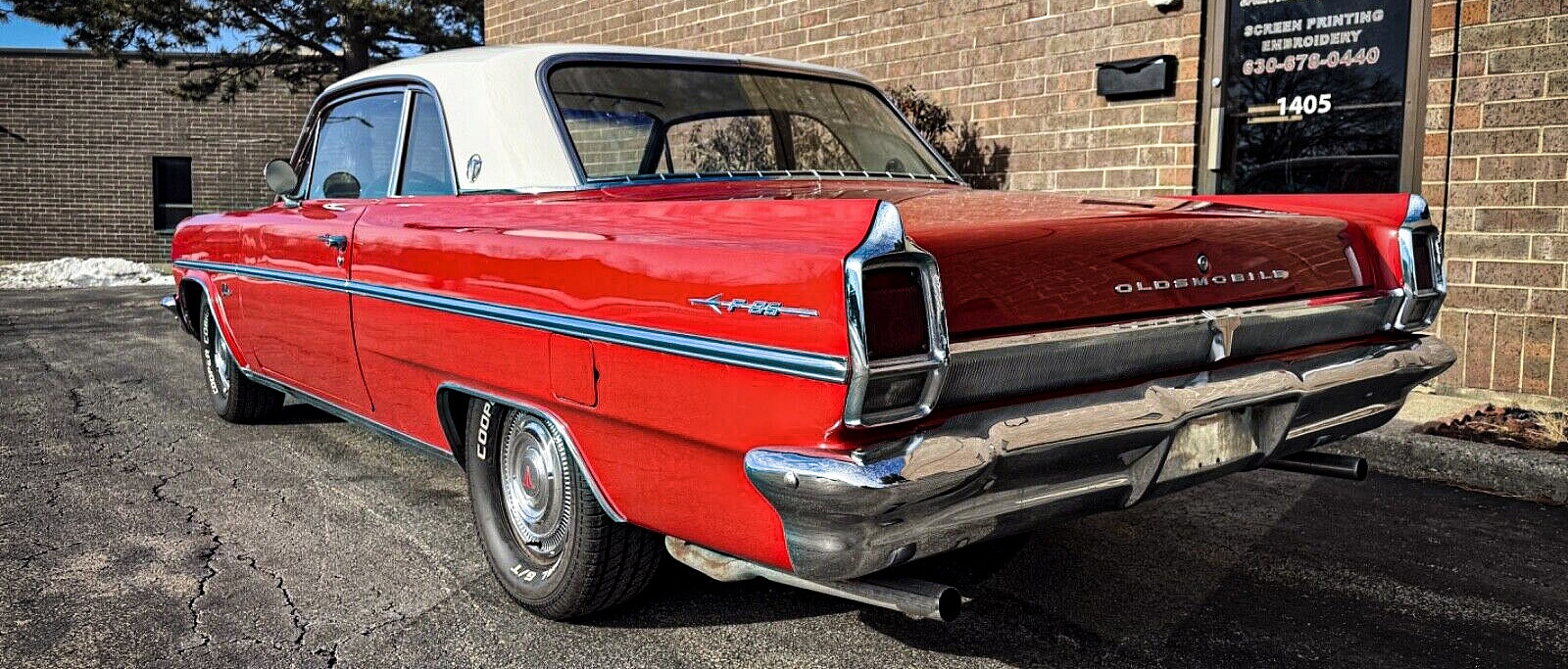 1963 Oldsmobile F-85 left rear profile
