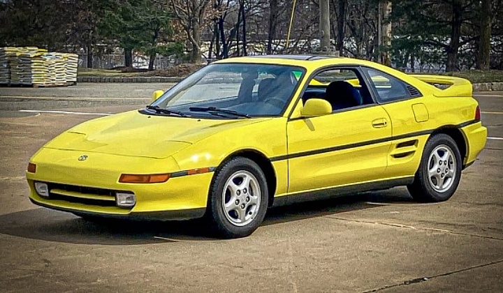 1992 Toyota MR2 Turbo - left front profile
