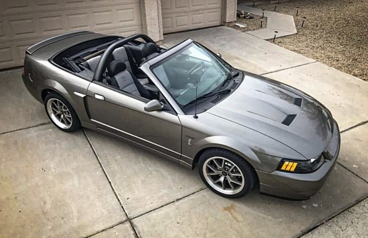 2003 Mustang Cobra SVT - right side, top down from above