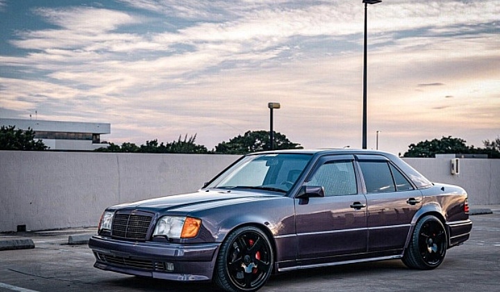 1992 Mercedes-Benz 500E - left front profile at sunset