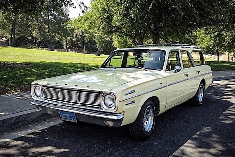 1966 Dodge Dart Station Wagon - left front profile
