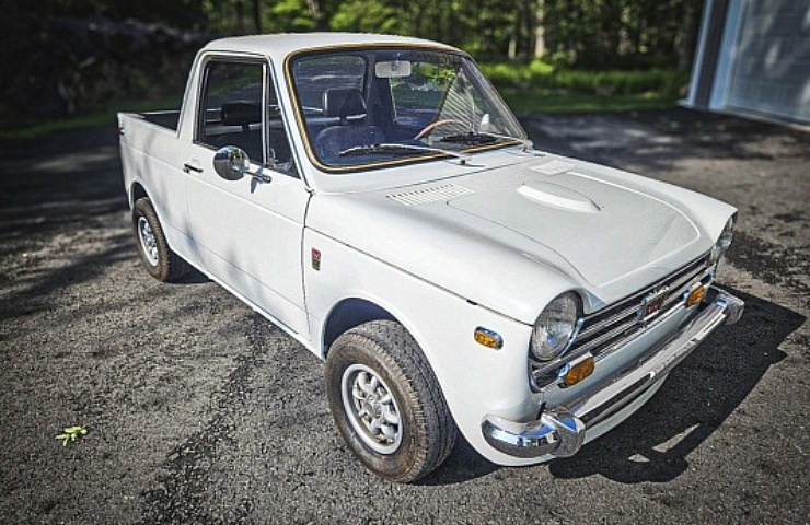 1971 Honda N600 pickup right front profile
