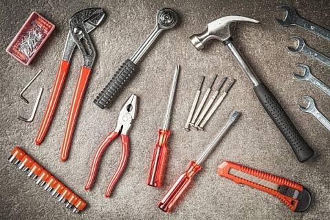 basic car tool kit - featured photo