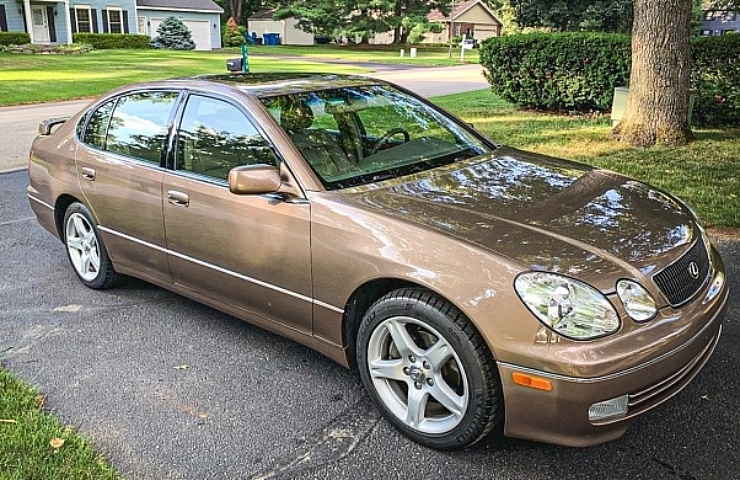 1998 Lexus GS400 - left front profile - featured